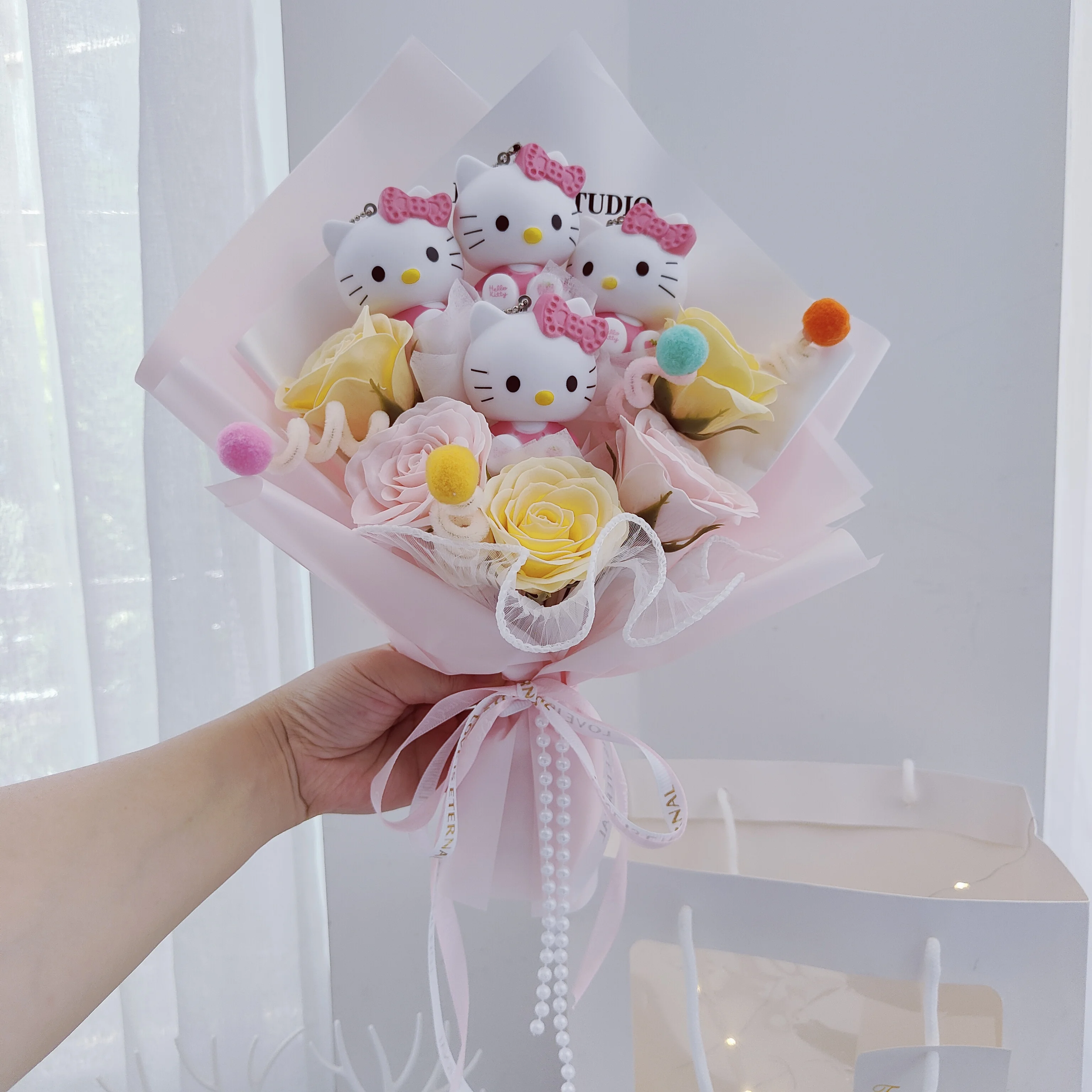 Cartoon Hello Kitty Cat Plush Dolls Rose Soap Flowers Bouquet Christmas Valentine's Day Birthday Graduation Gifts
Cartoon Hello Kitty Cat Plush Dolls Rose Soap Flowers Bouquet Christmas Valentine's Day Birthday Graduation Gifts