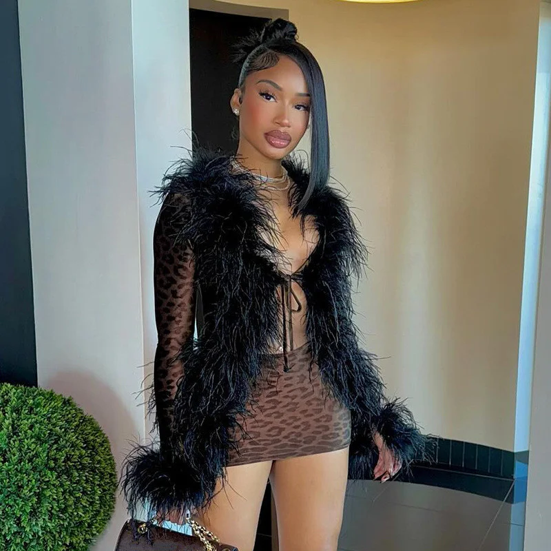 Leopard Print 2 Piece Set Women Sexy Fur Collar V Neck Long Sleeve Lace-Up Top Mini Skirt Fashion Female Clothing
Leopard Print 2 Piece Set Women Sexy Fur Collar V Neck Long Sleeve Lace-Up Top Mini Skirt Fashion Female Clothing
