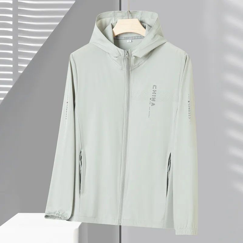 2025 Summer Outdoor Sunscreen Hooded Jackets Men Lightweight Breathable Quick Dry Fishing Suit UV Resistant Icy Skin Coats Tops
2025 Summer Outdoor Sunscreen Hooded Jackets Men Lightweight Breathable Quick Dry Fishing Suit UV Resistant Icy Skin Coats Tops