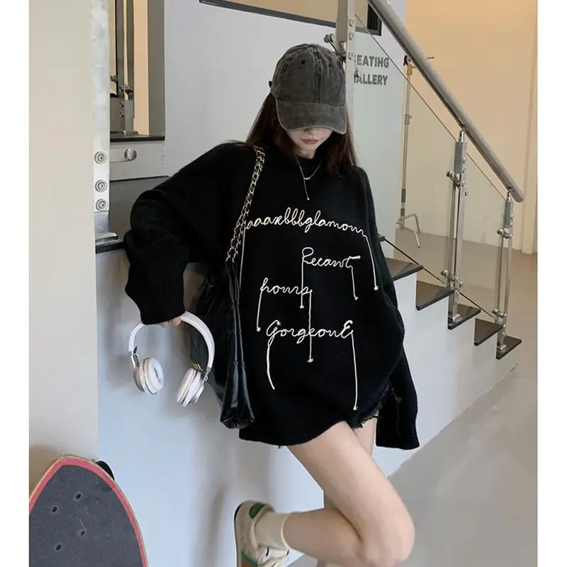 Round Neck Long Sleeved Hoodie Women's New Style Letter Printed Loose Oversized Top
Round Neck Long Sleeved Hoodie Women's New Style Letter Printed Loose Oversized Top