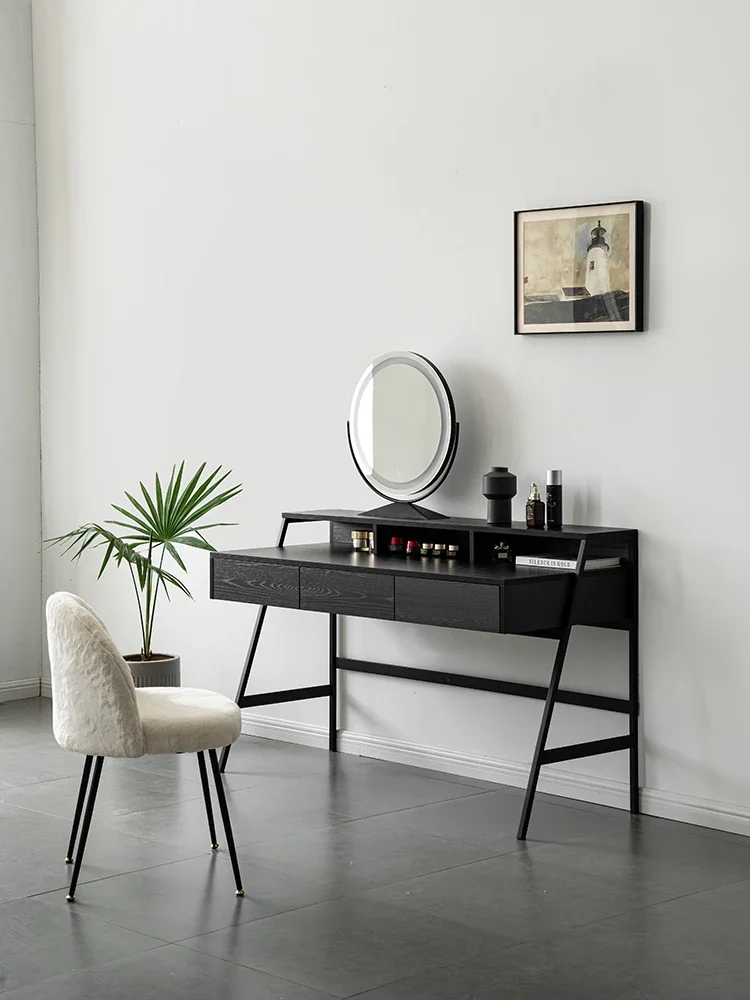 Modern minimalist light luxury bedroom dressing table minimalist designer creative makeup table
Modern minimalist light luxury bedroom dressing table minimalist designer creative makeup table