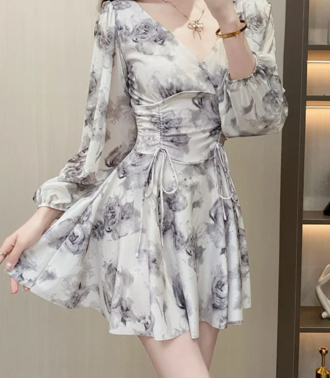 Summer Dress Woman 2025 Printed V-Neck Long Sleeved Waist Cinched Dress for Women's Fashion Women's Clothing Beach Dress Woman
Summer Dress Woman 2025 Printed V-Neck Long Sleeved Waist Cinched Dress for Women's Fashion Women's Clothing Beach Dress Woman