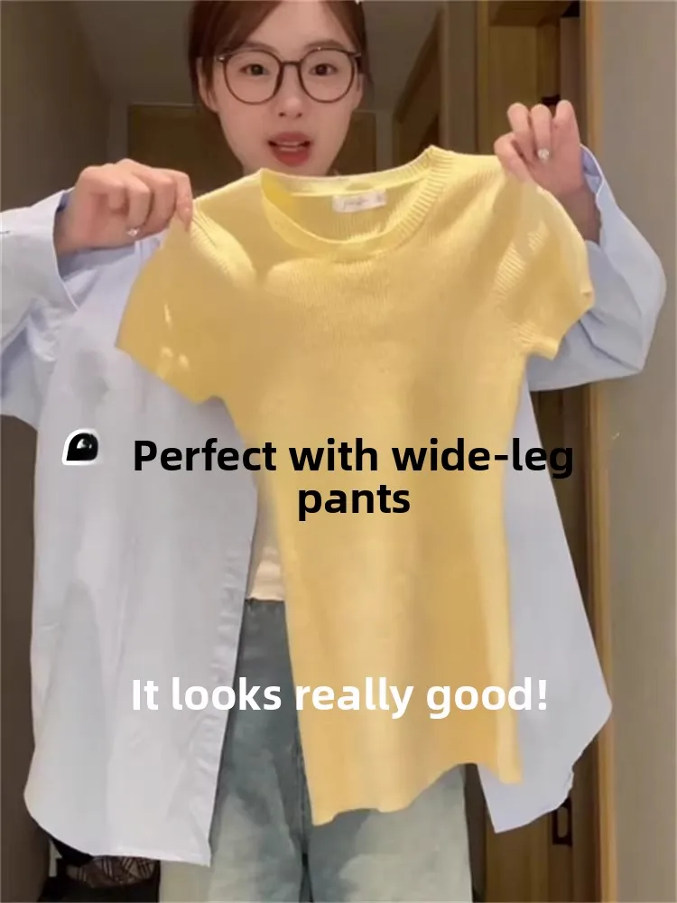 Korean Style Thin Short Sleeve Knitted Shirt Women's Spring Base Layer Inner Wear Slimming Top Summer Outdoor Wear
Korean Style Thin Short Sleeve Knitted Shirt Women's Spring Base Layer Inner Wear Slimming Top Summer Outdoor Wear