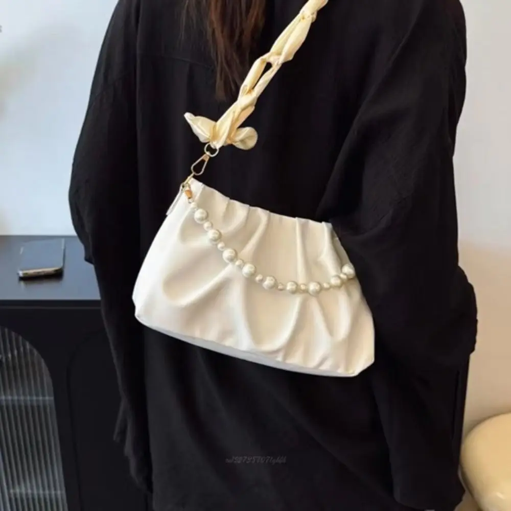 Elegant Korean Cloud Shoulder Bag Small PU Leather Luxury Crossbody Bag Luxury Sweet Pearl Shoulder Bag Underarm Bag
Elegant Korean Cloud Shoulder Bag Small PU Leather Luxury Crossbody Bag Luxury Sweet Pearl Shoulder Bag Underarm Bag