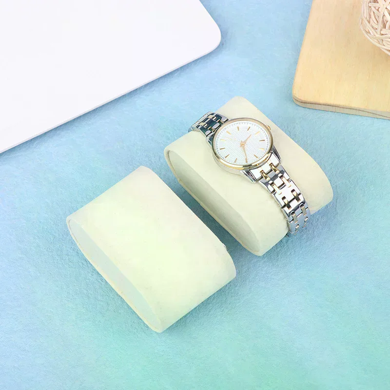 1Pc Watch Cushions Storage Box Portable Watch Pillows for Wrist Watch Bracelet Display Stand Holder Organizer Watch Storage
1Pc Watch Cushions Storage Box Portable Watch Pillows for Wrist Watch Bracelet Display Stand Holder Organizer Watch Storage