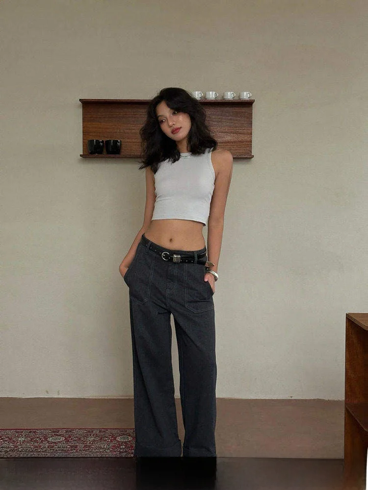 American Style Low Waist Wide Leg Jeans Women's Deep Grey Straight Cut Summer Design Sensation Casual Loose Fit Denim Pants
American Style Low Waist Wide Leg Jeans Women's Deep Grey Straight Cut Summer Design Sensation Casual Loose Fit Denim Pants