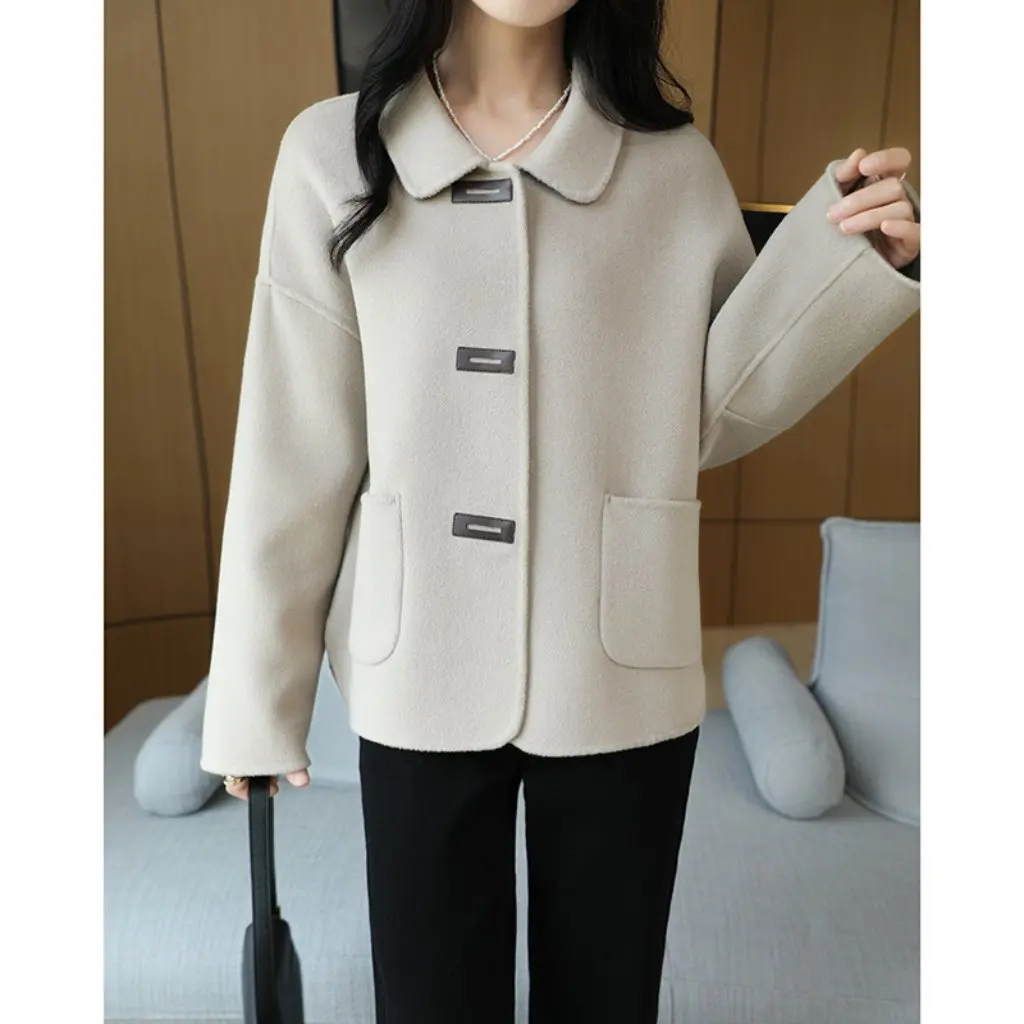 Women's Pure Woolen Coat Double-Sided Cashmere Short Small Autumn Winter New Fashion Outerwear for Mothers
Women's Pure Woolen Coat Double-Sided Cashmere Short Small Autumn Winter New Fashion Outerwear for Mothers