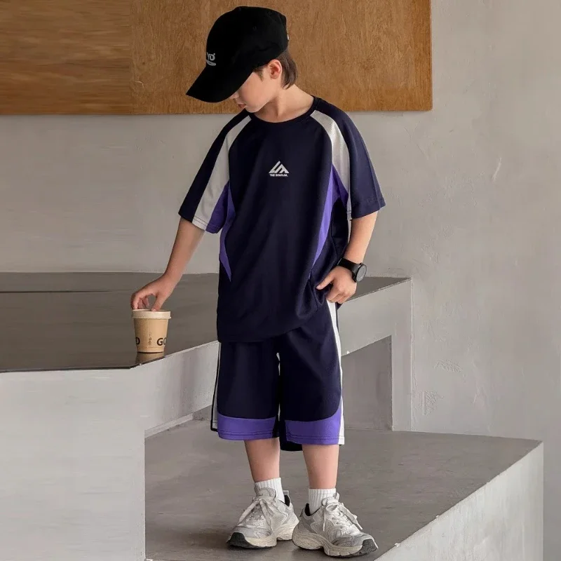 2025 New Children's Summer Street Basketball Color Blocked Quick Drying Short Sleeved Top and Shorts Two-piece Set
2025 New Children's Summer Street Basketball Color Blocked Quick Drying Short Sleeved Top and Shorts Two-piece Set
