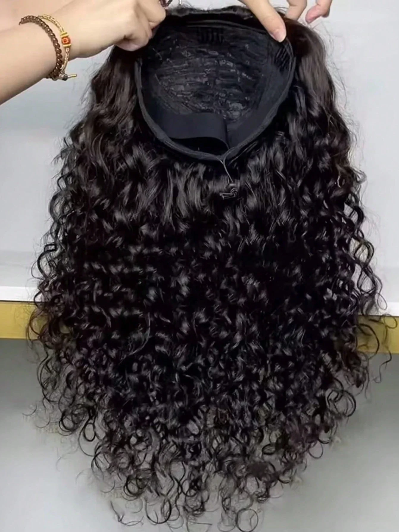200 Density Jerry Curl Half Wigs Human Hair 3 In 1 Seamless Flip Over Half Wigs Human Hair Glueless Wear And Go Deep Wave Wigs Human Hair Headband Wigs For Women
200 Density Jerry Curl Half Wigs Human Hair 3 In 1 Seamless Flip Over Half Wigs Human Hair Glueless Wear And Go Deep Wave Wigs Human Hair Headband Wigs For Women