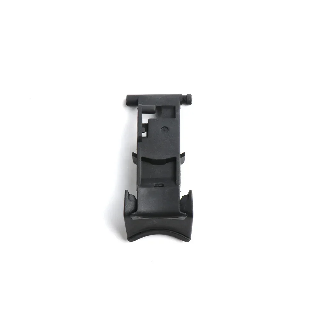 W167 Water Cup Holder Car Center Console Drinks Cup Holder Support Fixing Buckle For Mercedes Benz GLE GLS Class After 2020
W167 Water Cup Holder Car Center Console Drinks Cup Holder Support Fixing Buckle For Mercedes Benz GLE GLS Class After 2020