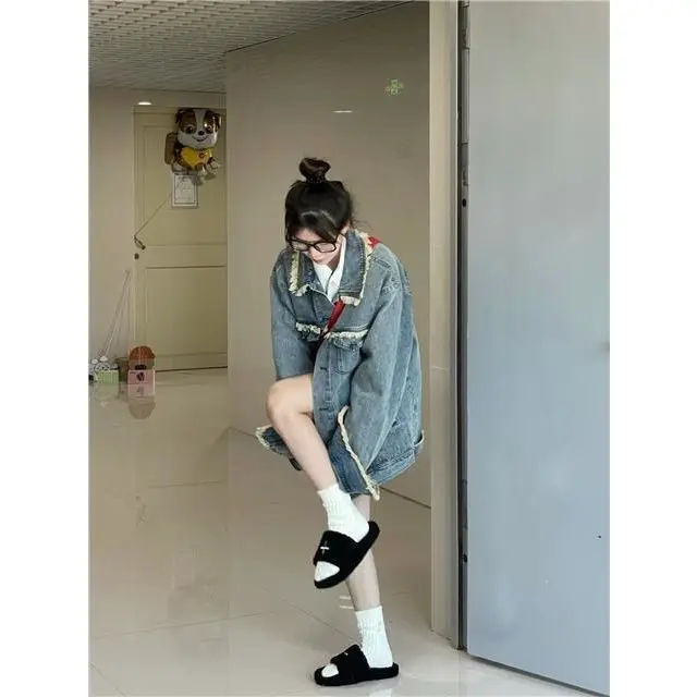 Зимние куртки женские женские пальто демисезонная замшевая верхняя одежда с эффектом короткий карман на пуговицах стиль тонкие женские модные повседневные бомберы
Зимние куртки женские женские пальто демисезонная замшевая верхняя одежда с эффектом короткий карман на пуговицах стиль тонкие женские модные повседневные бомберы