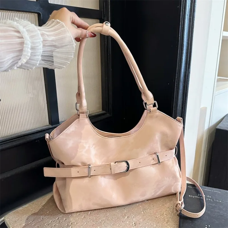 Classic Designer Paris Diaper Bag Vintage Solid Color Tote High-End Minimalist Crossbody Shoulder Bag Women Casual Luxury
Classic Designer Paris Diaper Bag Vintage Solid Color Tote High-End Minimalist Crossbody Shoulder Bag Women Casual Luxury