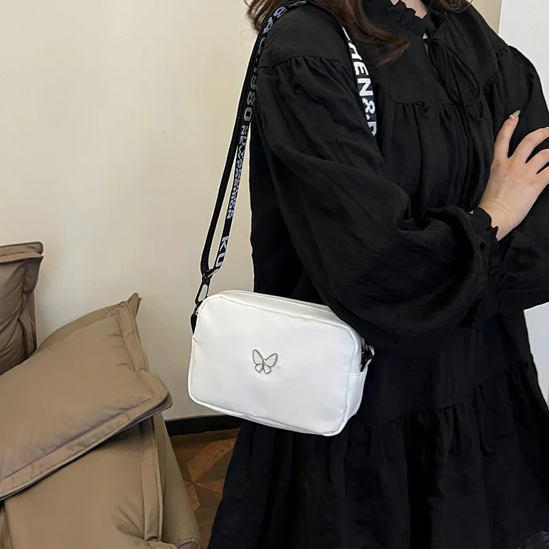 Crossbody Bags Makeup Bag Women Trend Lingge Embroidery Camera Shoulder Bag Messenger Butterly Mini Sqaure Bag
Crossbody Bags Makeup Bag Women Trend Lingge Embroidery Camera Shoulder Bag Messenger Butterly Mini Sqaure Bag