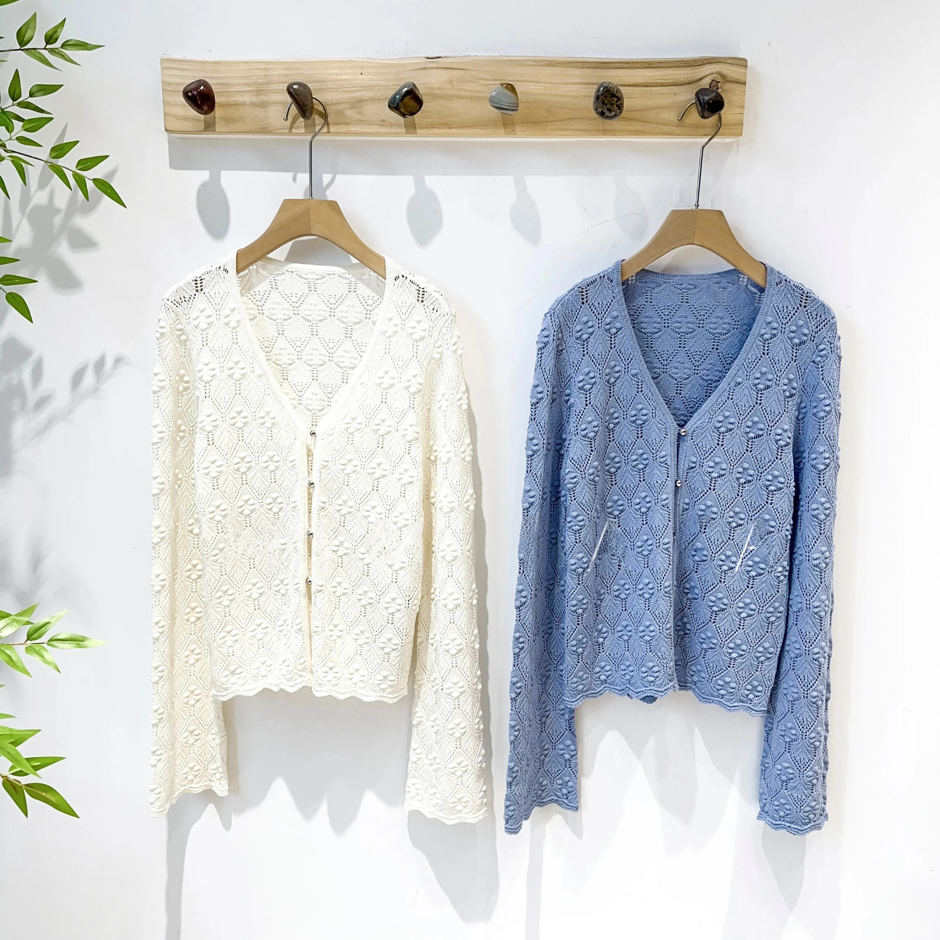 Mimifafa Larse Linen 26 New Heavyweight Hollow out 3D Flower Atmosphere V-neck Knitted Open Cardigan Women's Fashion Spring L...
Mimifafa Larse Linen 26 New Heavyweight Hollow out 3D Flower Atmosphere V-neck Knitted Open Cardigan Women's Fashion Spring L...