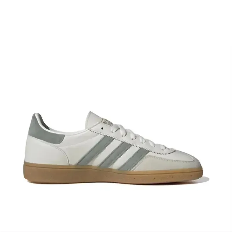 Adidas HUnisexball Spezial Мужские женские туфли для скейтбординга унисекс легкие, нескользящие, износостойкие, белые/светло-серые
Adidas HUnisexball Spezial Мужские женские туфли для скейтбординга унисекс легкие, нескользящие, износостойкие, белые/светло-серые