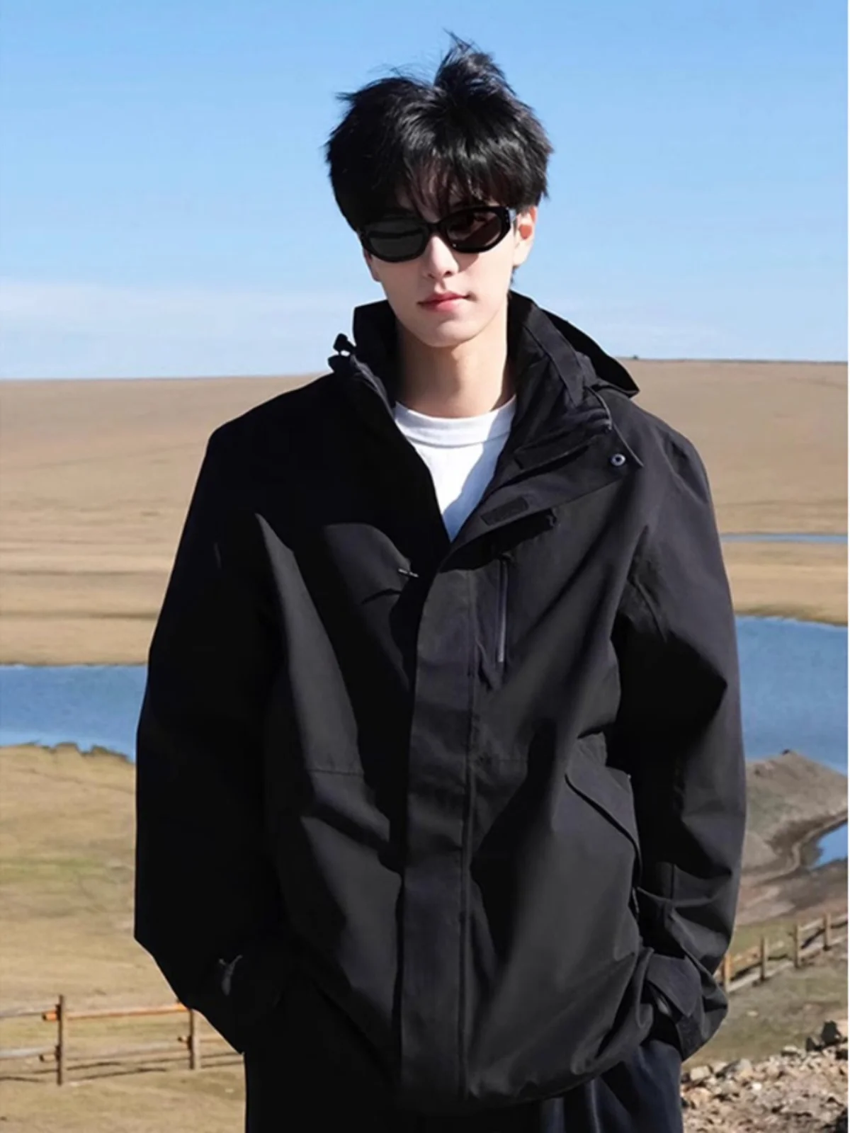 American Sle Men's Outdoor Waterproof Tee-in-One Workwear Jaet Loose Fit Hooded Mountain Climbing Coat Youth Trendy
American Sle Men's Outdoor Waterproof Tee-in-One Workwear Jaet Loose Fit Hooded Mountain Climbing Coat Youth Trendy