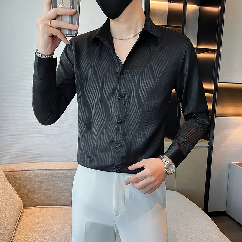 Корейская модная мужская рубашка с принтом, облегающая повседневная деловая рубашка с длинным рукавом, удобная универсальная офисная рубашка в социальном стиле
Корейская модная мужская рубашка с принтом, облегающая повседневная деловая рубашка с длинным рукавом, удобная универсальная офисная рубашка в социальном стиле
