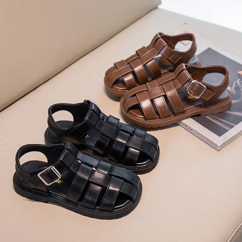 Little Girls Leather Cage Sandals 2026 New Summer Kids Beach Roman Shoes Non-slip Classic Simple Girls Retro Fisherman Sandals
Little Girls Leather Cage Sandals 2026 New Summer Kids Beach Roman Shoes Non-slip Classic Simple Girls Retro Fisherman Sandals