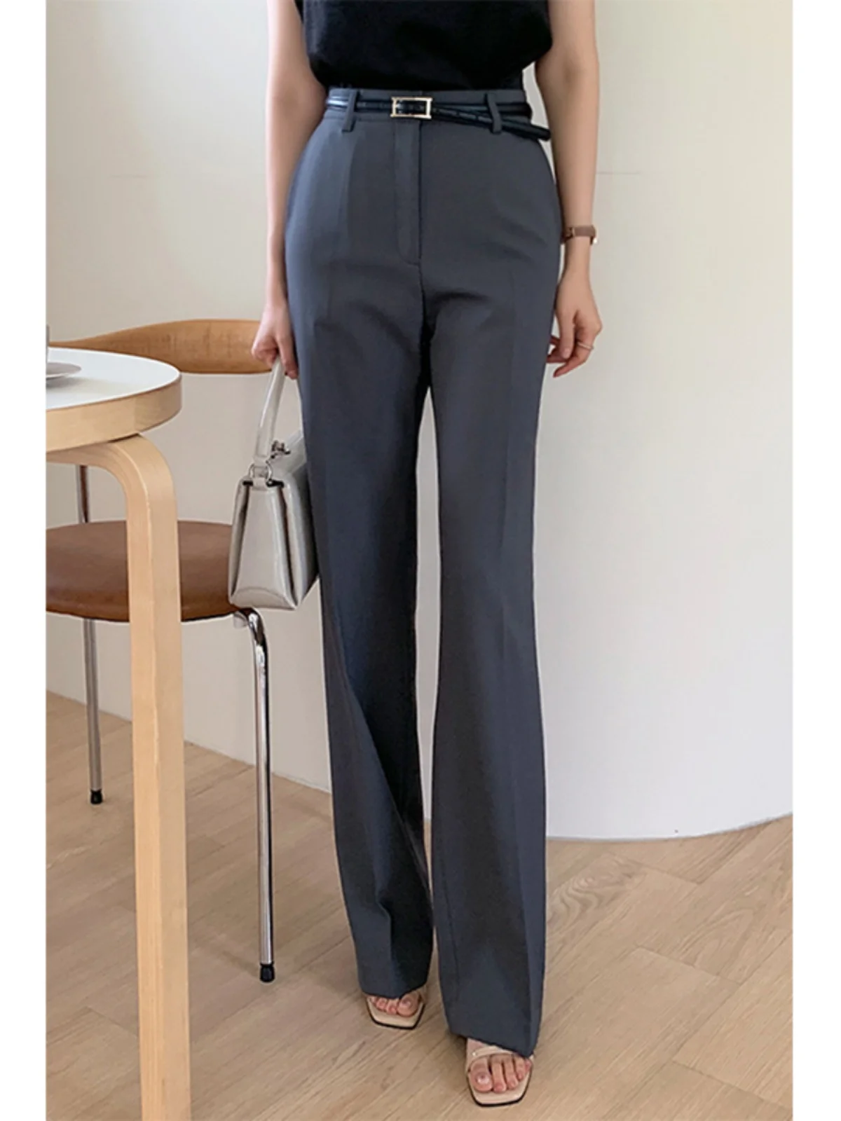 High Waist Drapey Wide Leg Suit Pants Women's Summer New Style Commute Casual Loose Straight Korean Version Office Pants
High Waist Drapey Wide Leg Suit Pants Women's Summer New Style Commute Casual Loose Straight Korean Version Office Pants