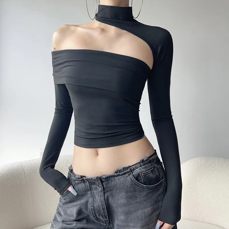Half turtleneck pleated hollow-out design sense European and American WOMEN'S slimming top off-shoulder long sleeve hot girl
Half turtleneck pleated hollow-out design sense European and American WOMEN'S slimming top off-shoulder long sleeve hot girl