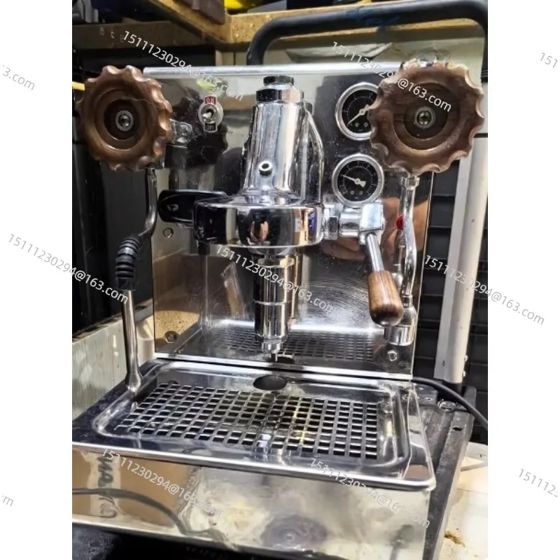 FOR E61 Semi-automatic Coffee Machine with Walnut Steam Knob Lever
FOR E61 Semi-automatic Coffee Machine with Walnut Steam Knob Lever