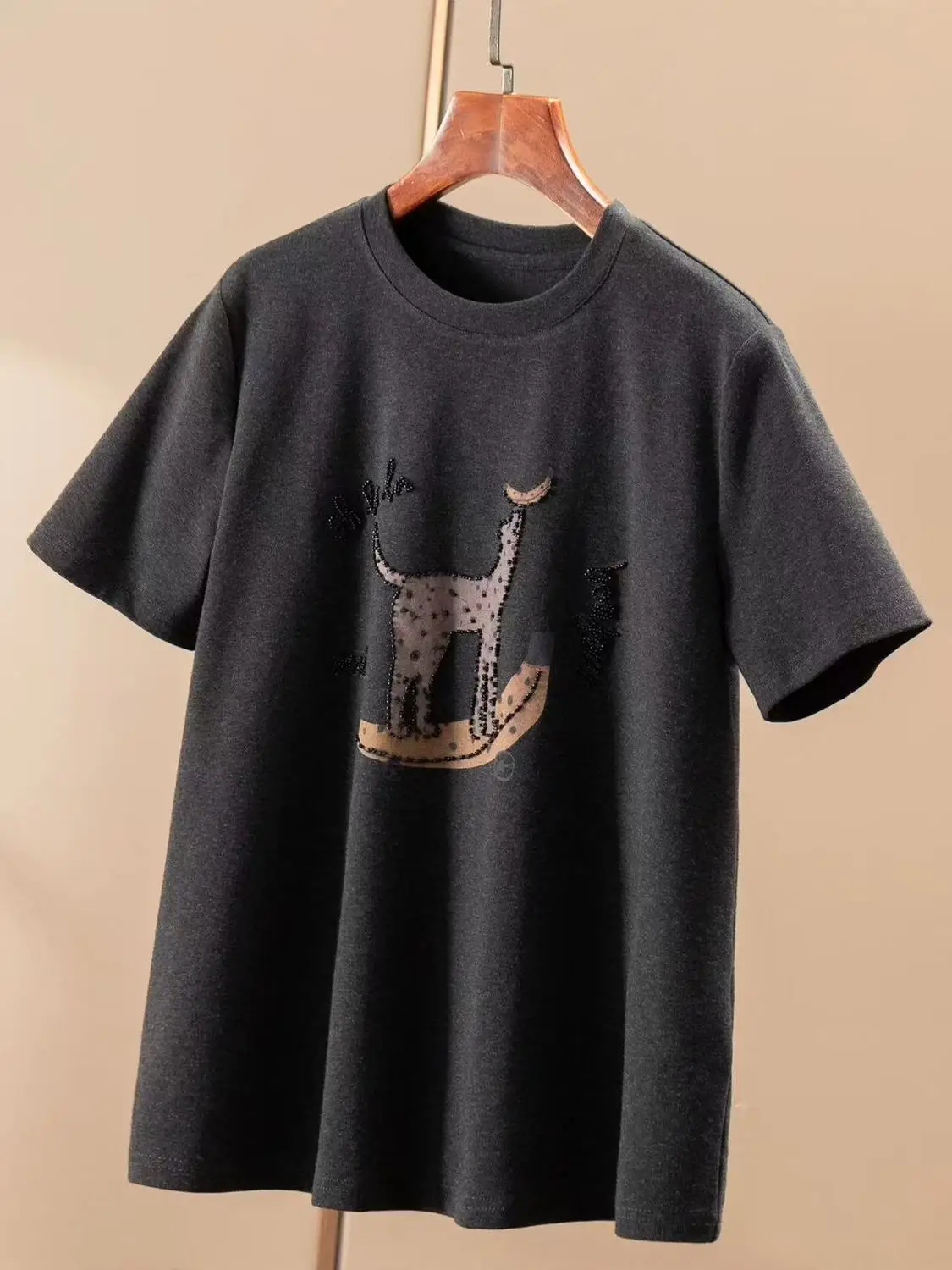 Dave&di Embroidered Nail Bead Puppy Round Neck Shoulder Casual Short Sleeved Straight Tube Short T-shirt Top For Women
Dave&di Embroidered Nail Bead Puppy Round Neck Shoulder Casual Short Sleeved Straight Tube Short T-shirt Top For Women