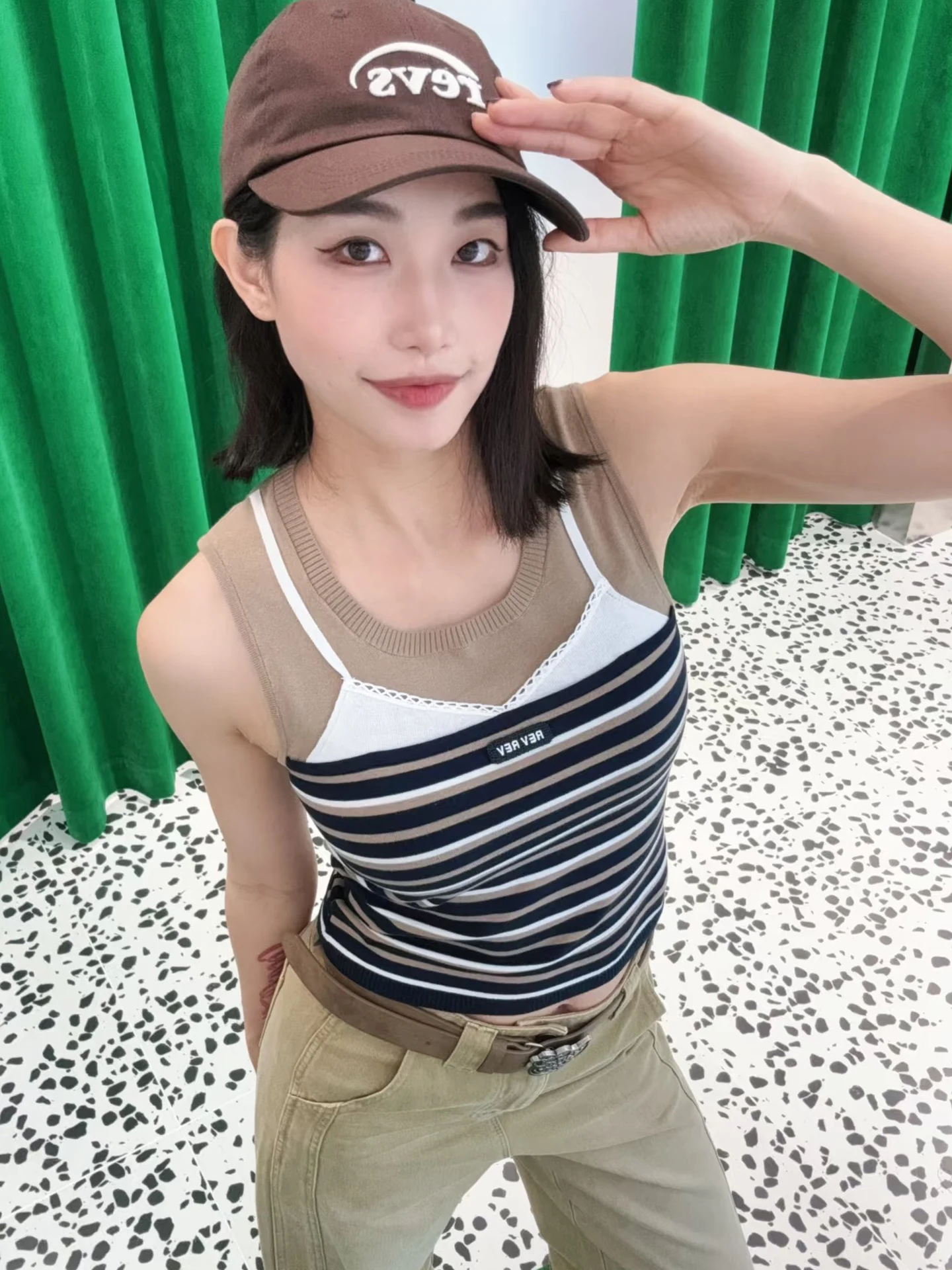 ASBR Knitted Stripe Vest Women's Slim Fit round Neck False Three Piece Patchwork Spring New Style Cotton Casual Wear
ASBR Knitted Stripe Vest Women's Slim Fit round Neck False Three Piece Patchwork Spring New Style Cotton Casual Wear