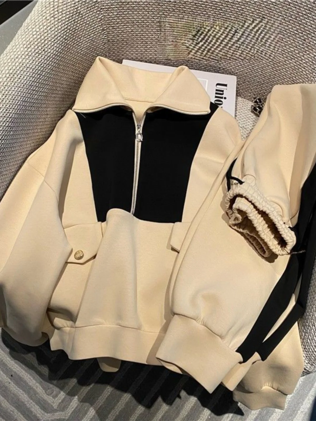 Large Size Sportswear Set for Women Casual Fashionable Autumn Winter New Style Sweatshirt Wide Leg Pants Two Piece Set
Large Size Sportswear Set for Women Casual Fashionable Autumn Winter New Style Sweatshirt Wide Leg Pants Two Piece Set