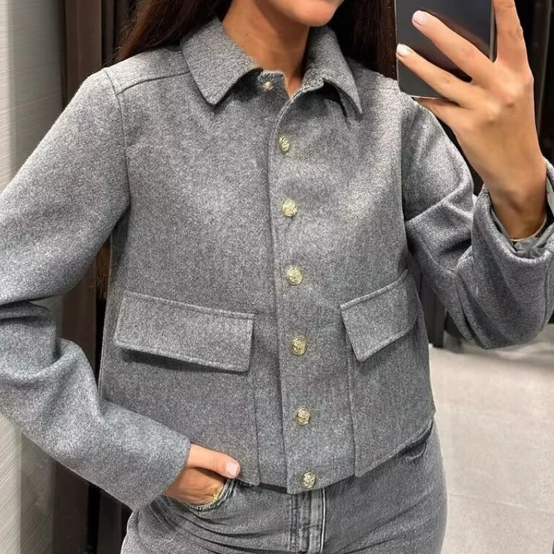 2025 Spring and Autumn Lapel Pocket Single-breasted Jacket Commuter Style Women's Coat
2025 Spring and Autumn Lapel Pocket Single-breasted Jacket Commuter Style Women's Coat