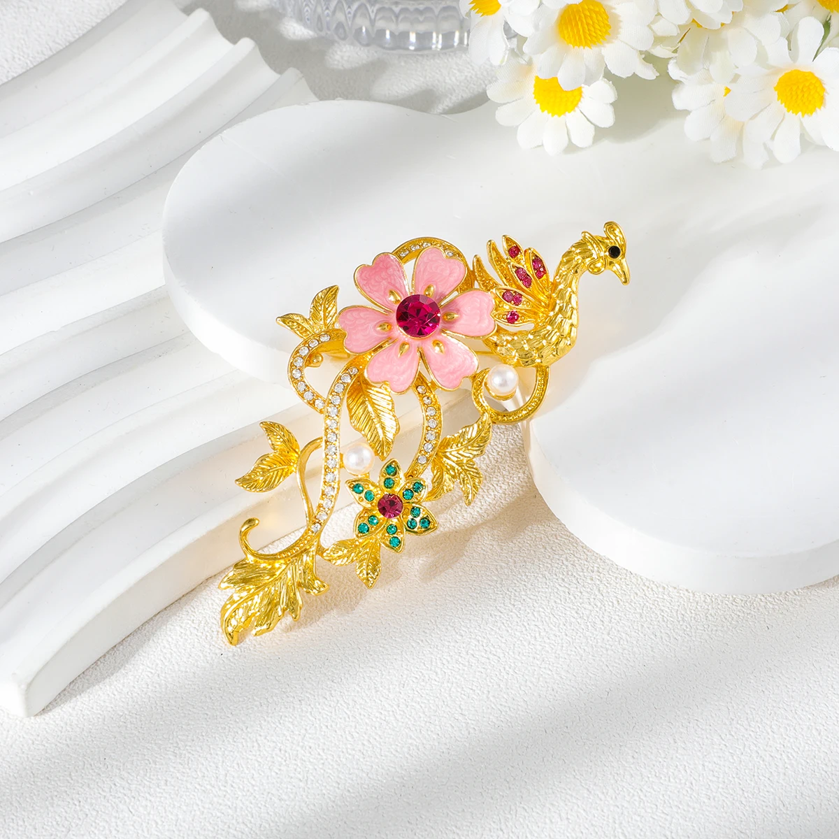 Lucky Bird Fashionable Zircon Exquisite Inlaid Phoenix Pattern Brooch Women Clothing Jacket Jewelry Party Accessories Couple
Lucky Bird Fashionable Zircon Exquisite Inlaid Phoenix Pattern Brooch Women Clothing Jacket Jewelry Party Accessories Couple