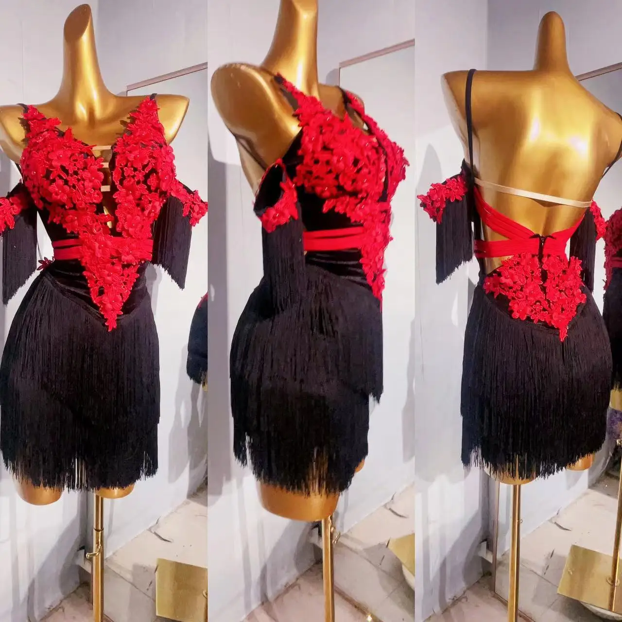 New Latin Dance Tassel Dress Customized 3D Flower Sexy Backless High end Dance Dress Chacha Tango Professional Performance Dress
New Latin Dance Tassel Dress Customized 3D Flower Sexy Backless High end Dance Dress Chacha Tango Professional Performance Dress