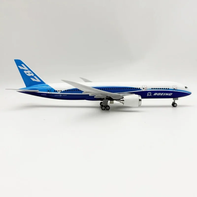 Модель самолета Boeing 787 (прототип) 30 см, масштаб 1:250, из смолы, с колесами и подставкой, для декора дома и подарков
Модель самолета Boeing 787 (прототип) 30 см, масштаб 1:250, из смолы, с колесами и подставкой, для декора дома и подарков