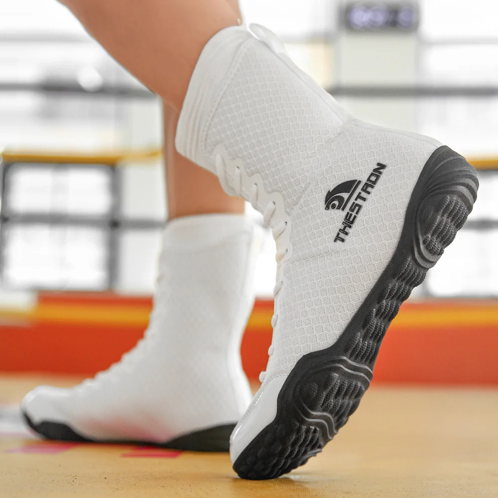 Men Wrestling Shoes Comfortable Male Professional Footwears Lightweight Gym Sneakers
Men Wrestling Shoes Comfortable Male Professional Footwears Lightweight Gym Sneakers
