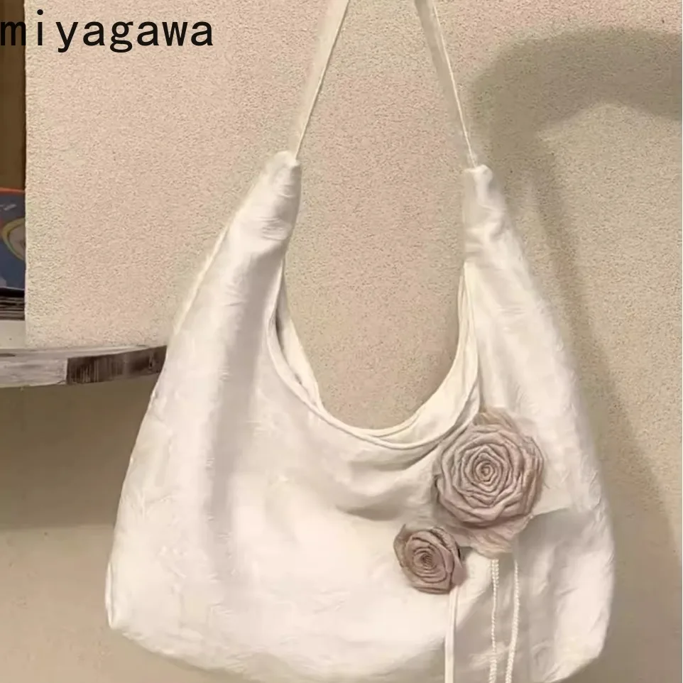 Miyagawa 3D Rose Tote Bag for Women Large Capacity Commuting Butterfly Handbag Fashion One Shoulder Bags
Miyagawa 3D Rose Tote Bag for Women Large Capacity Commuting Butterfly Handbag Fashion One Shoulder Bags