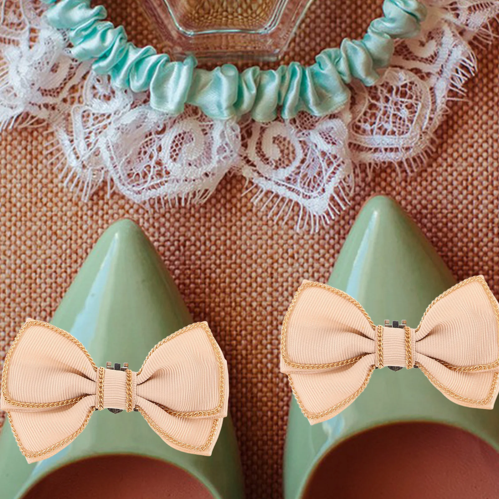 2Pcs Bowknot Shoe Clips Elegant Detachable Buckles Clip-on for Heels Flats Sandals Stylish Shoe Decoration High Heel Bow Clips
2Pcs Bowknot Shoe Clips Elegant Detachable Buckles Clip-on for Heels Flats Sandals Stylish Shoe Decoration High Heel Bow Clips