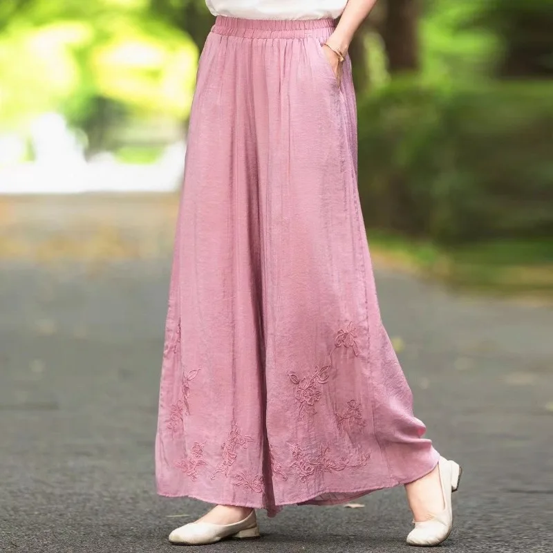 Women's Chinese Style Embroidered Wide Leg Pants Summer Thin Double Layer Loose Casual Trousers Vintage Ethnic Floral Pants
Women's Chinese Style Embroidered Wide Leg Pants Summer Thin Double Layer Loose Casual Trousers Vintage Ethnic Floral Pants