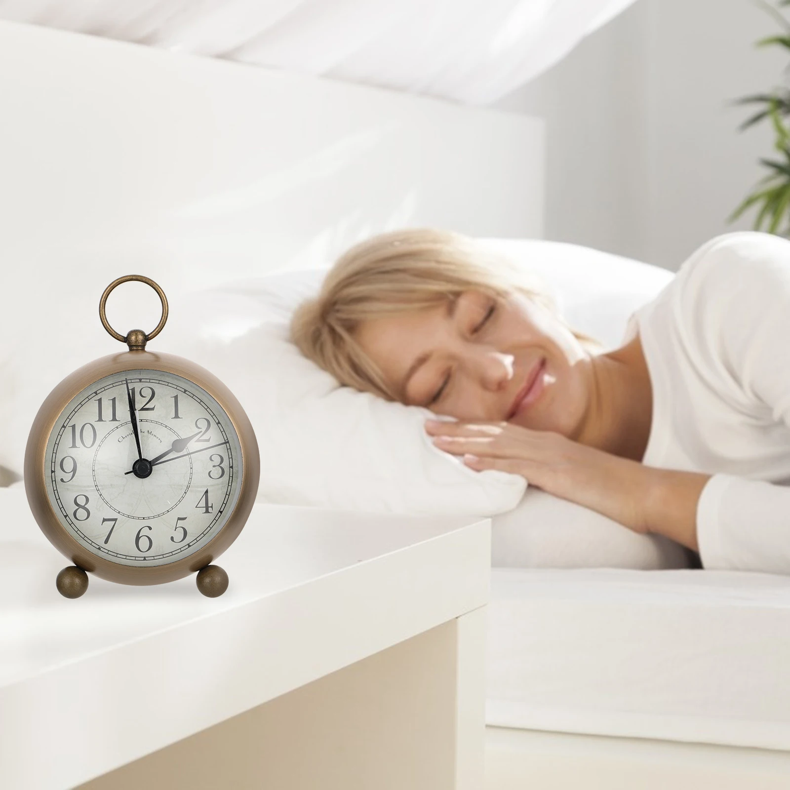 Luminous Alarm Clock Retro Tabletop Decorative Bedside Mute Desktop Silent Vintage LED Clock for Bedroom Living Room Kitchen
Luminous Alarm Clock Retro Tabletop Decorative Bedside Mute Desktop Silent Vintage LED Clock for Bedroom Living Room Kitchen
