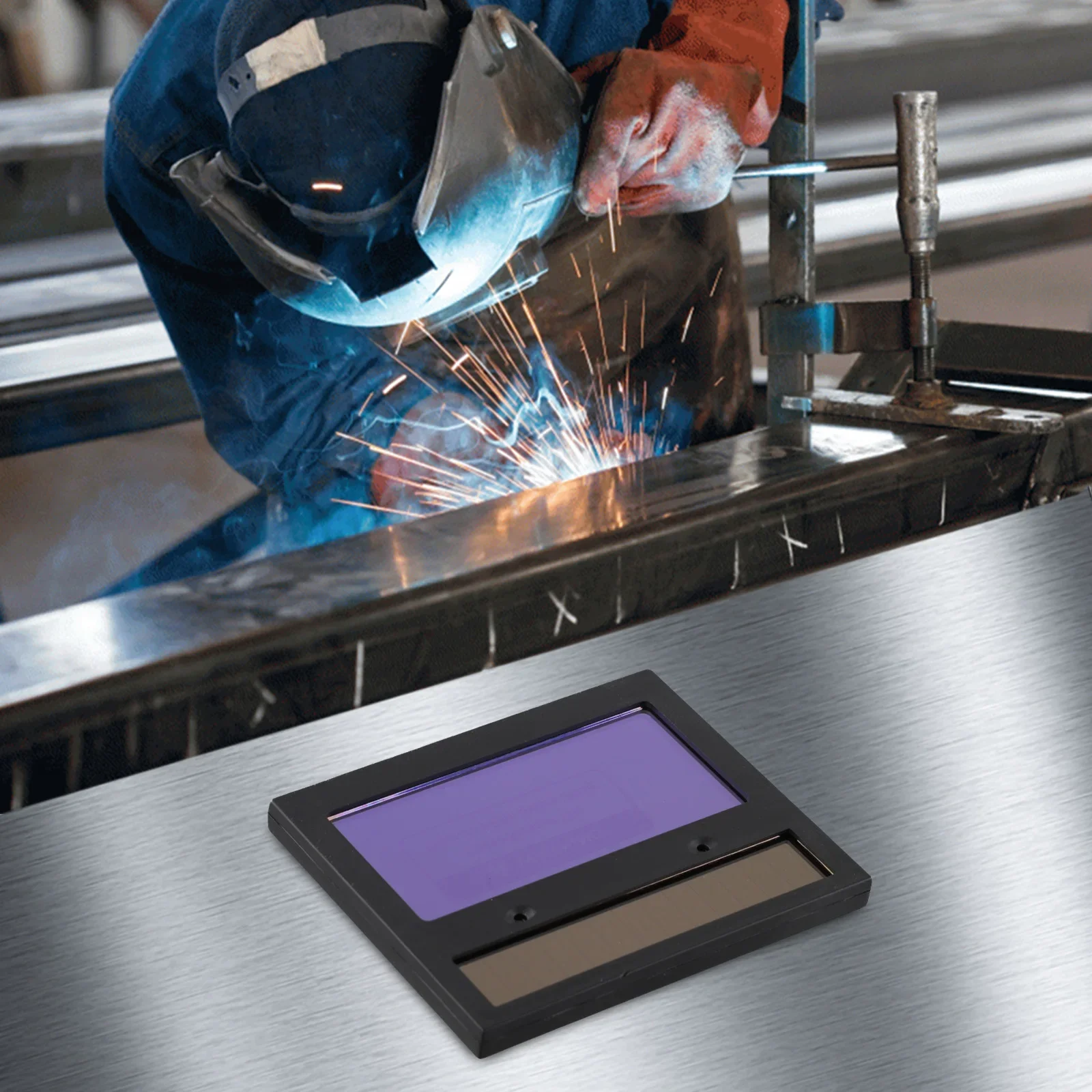 Auto Darkening Welding Filter 1 Pc LCD Lens 0.35 Inch Thickness Automatic Dimming With Manual Level Setting Function
Auto Darkening Welding Filter 1 Pc LCD Lens 0.35 Inch Thickness Automatic Dimming With Manual Level Setting Function