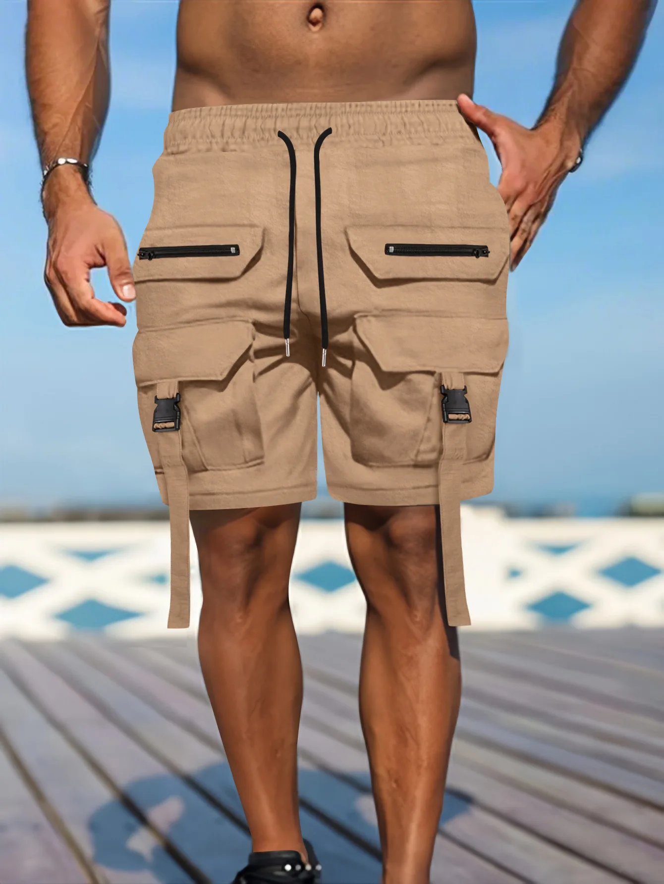 New summer men's workwear beach shorts with multiple pockets, zippers, drawstring adjustment and elastic waistband
New summer men's workwear beach shorts with multiple pockets, zippers, drawstring adjustment and elastic waistband