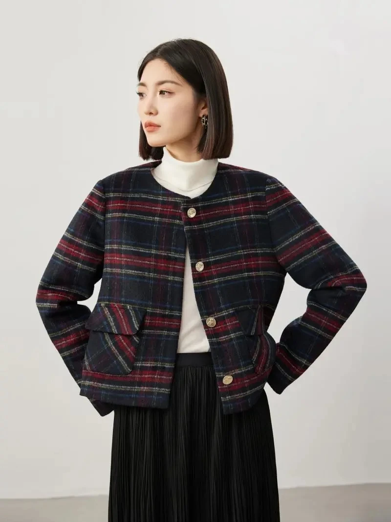 Autumn Winter New Round Neck Versatile Short Retro Plaid Jacket Fragrant Wind Woolen Coat Women
Autumn Winter New Round Neck Versatile Short Retro Plaid Jacket Fragrant Wind Woolen Coat Women