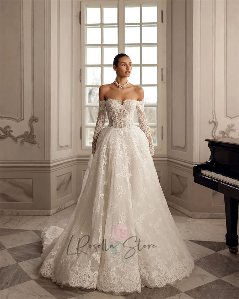 LRosella 2025 Sweetheart Neckline Lace Applique Long Sleeves Zipper Back Bridal Gown Customized Ball Gown Wedding Dresses
LRosella 2025 Sweetheart Neckline Lace Applique Long Sleeves Zipper Back Bridal Gown Customized Ball Gown Wedding Dresses