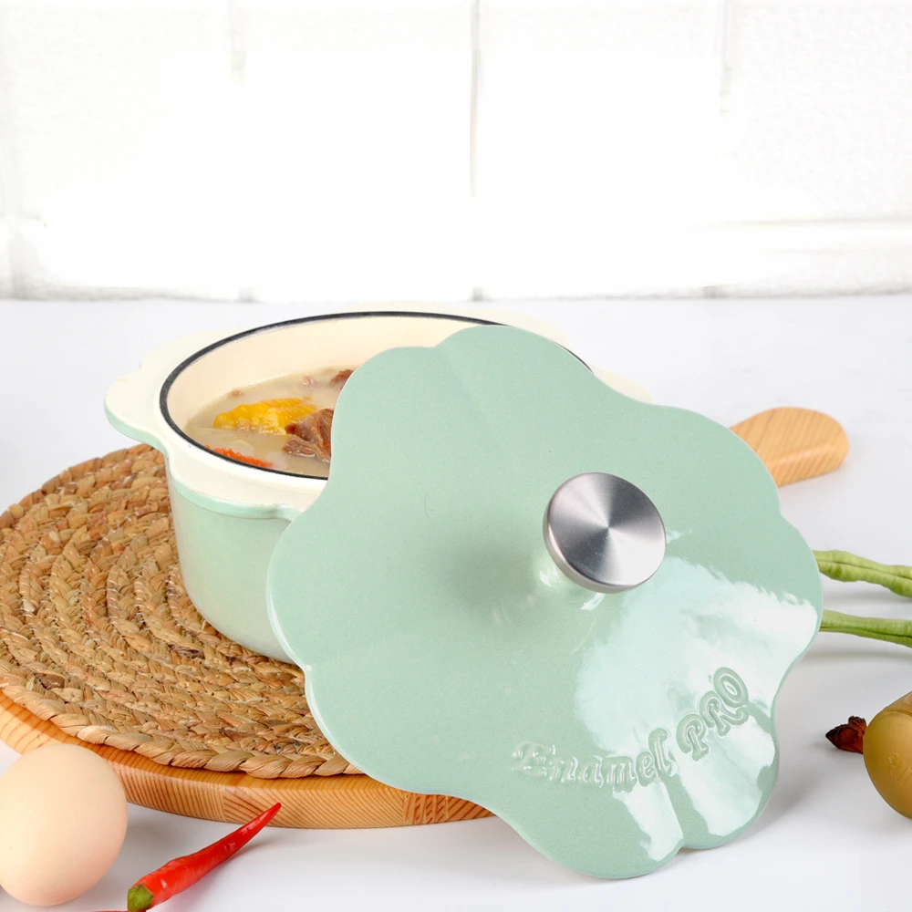 16cm Petal Cast Iron Pot Four Leaf Clover Enamel Small Stockpot Induction Cooker Universal Noodle Cooker Kitchen Cooking Pots
16cm Petal Cast Iron Pot Four Leaf Clover Enamel Small Stockpot Induction Cooker Universal Noodle Cooker Kitchen Cooking Pots
