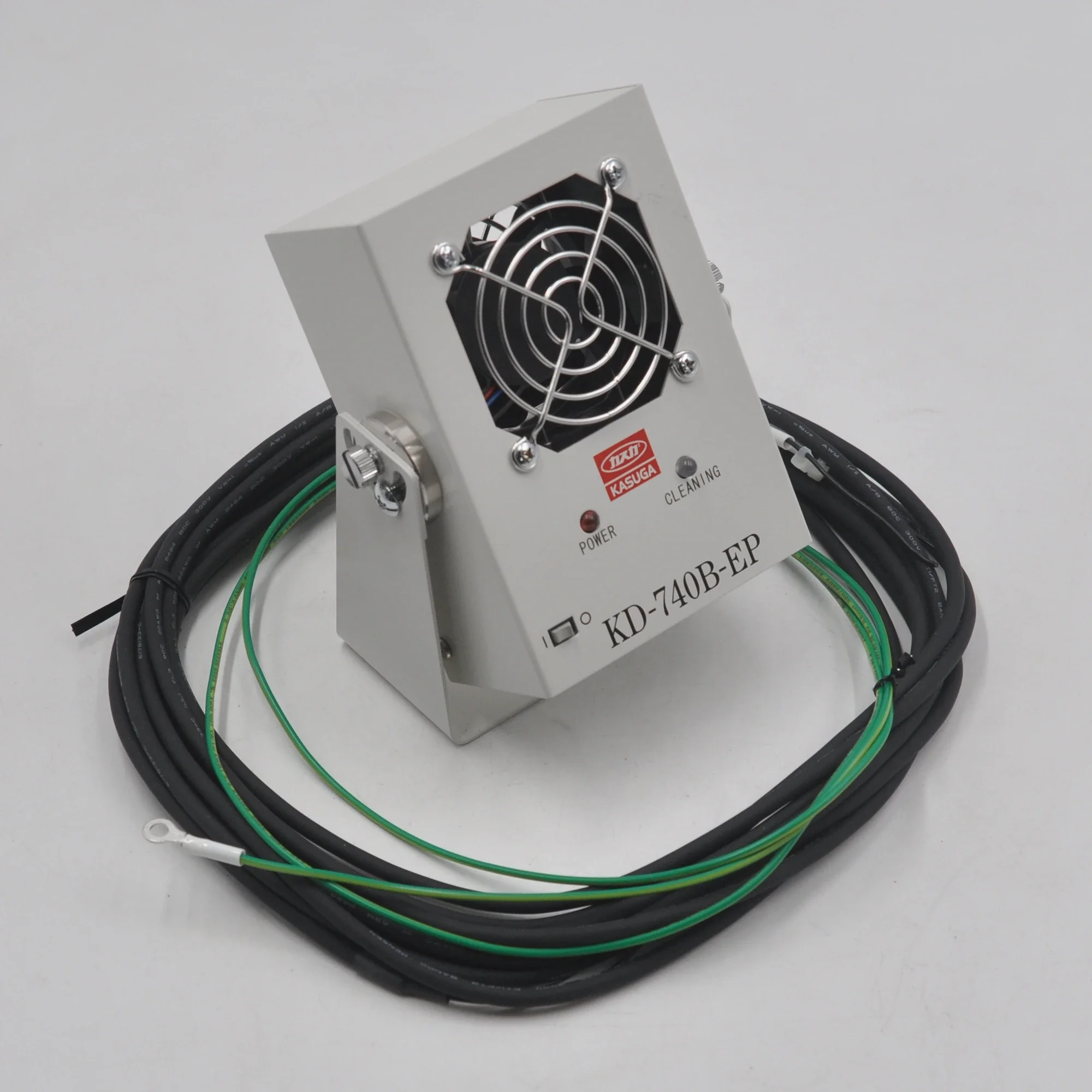 Японский антистатический вентилятор KASUGA KD-740B-EP 24V
Японский антистатический вентилятор KASUGA KD-740B-EP 24V