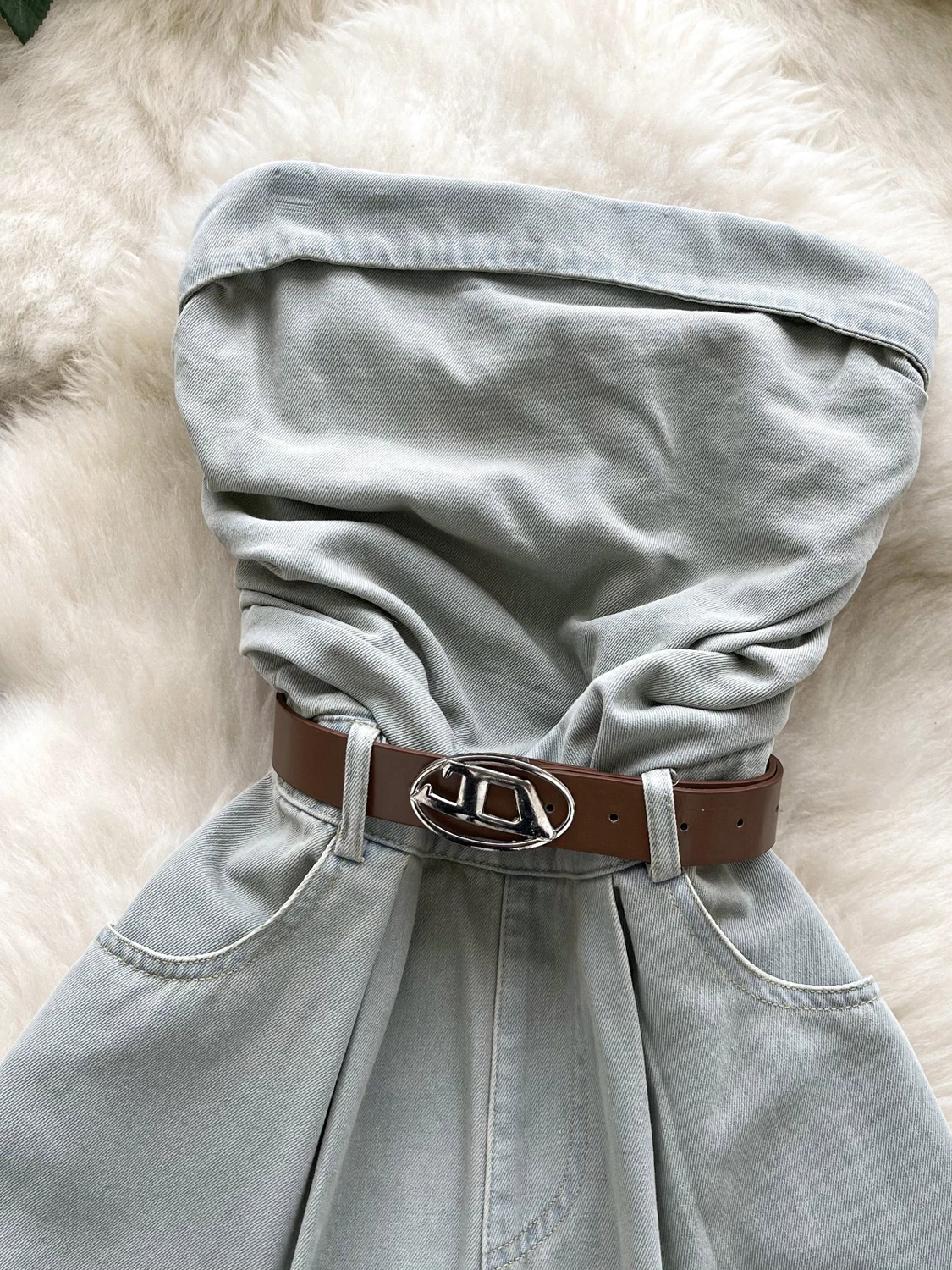 Chic Summer Svel Strapl Rer Women's Small Size with Belt Waist Cinching Casual Denim orts High Waist Straight Leg
Chic Summer Svel Strapl Rer Women's Small Size with Belt Waist Cinching Casual Denim orts High Waist Straight Leg