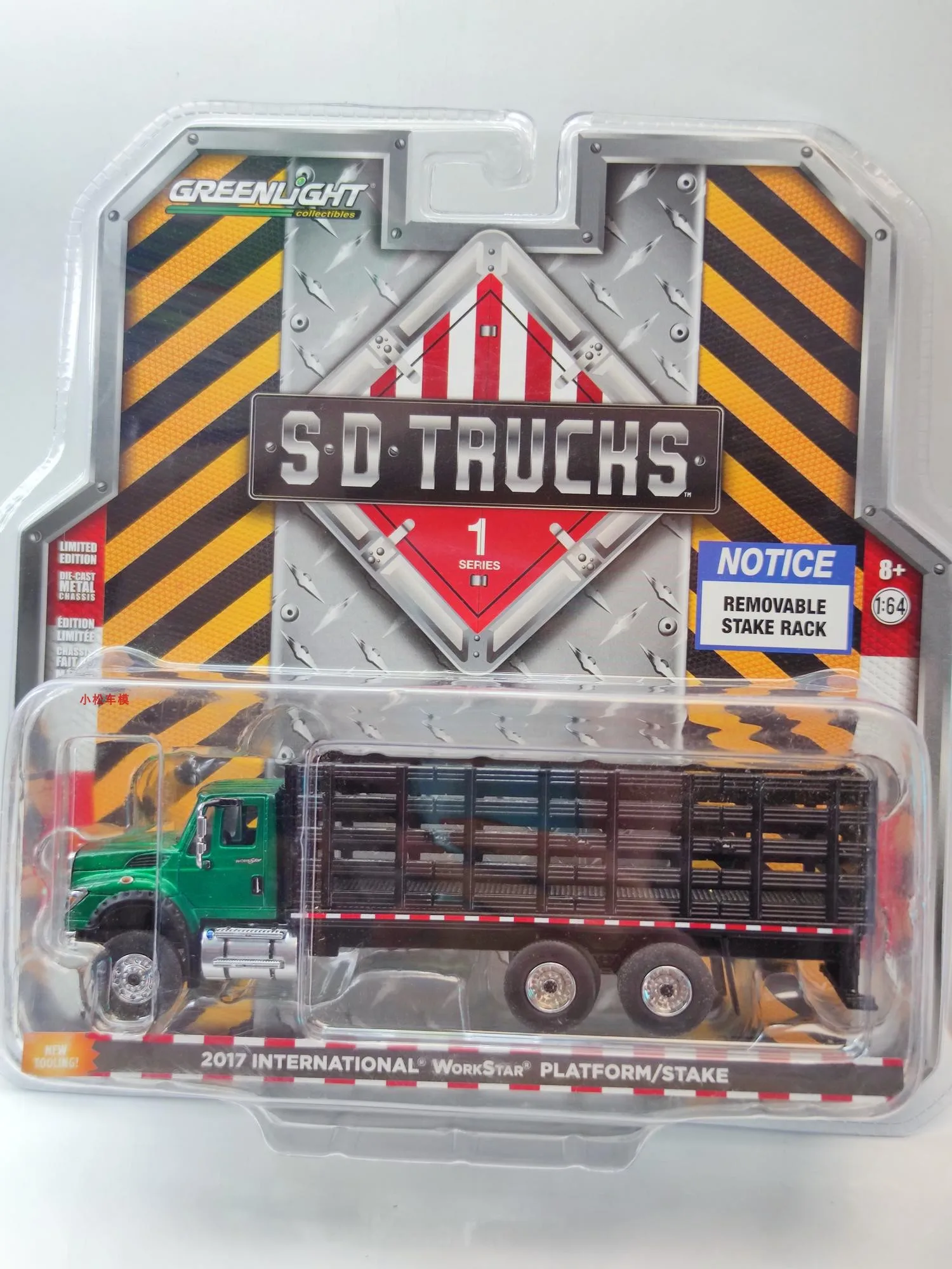 Green Light 1:64 2017, WorkStar Platform Stake Truck Green Machine Edition, коллекция моделей автомобилей, подарок для игрушек
Green Light 1:64 2017, WorkStar Platform Stake Truck Green Machine Edition, коллекция моделей автомобилей, подарок для игрушек