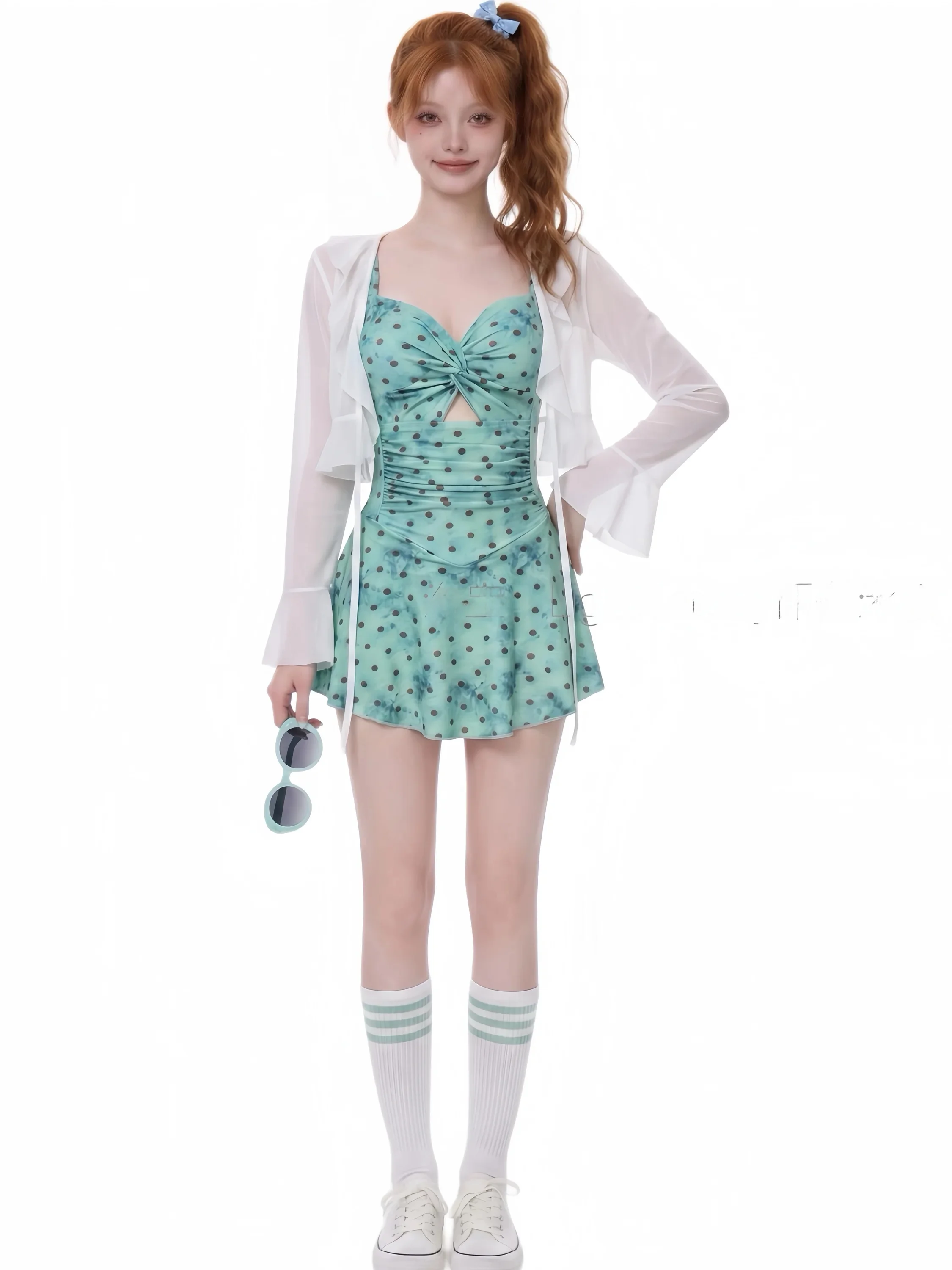 Rustic Green Polka Dot Swimsuit Women's Strap V Neck Long Sleeve Cover up Slimming Skirt Style Swimming Costume
Rustic Green Polka Dot Swimsuit Women's Strap V Neck Long Sleeve Cover up Slimming Skirt Style Swimming Costume