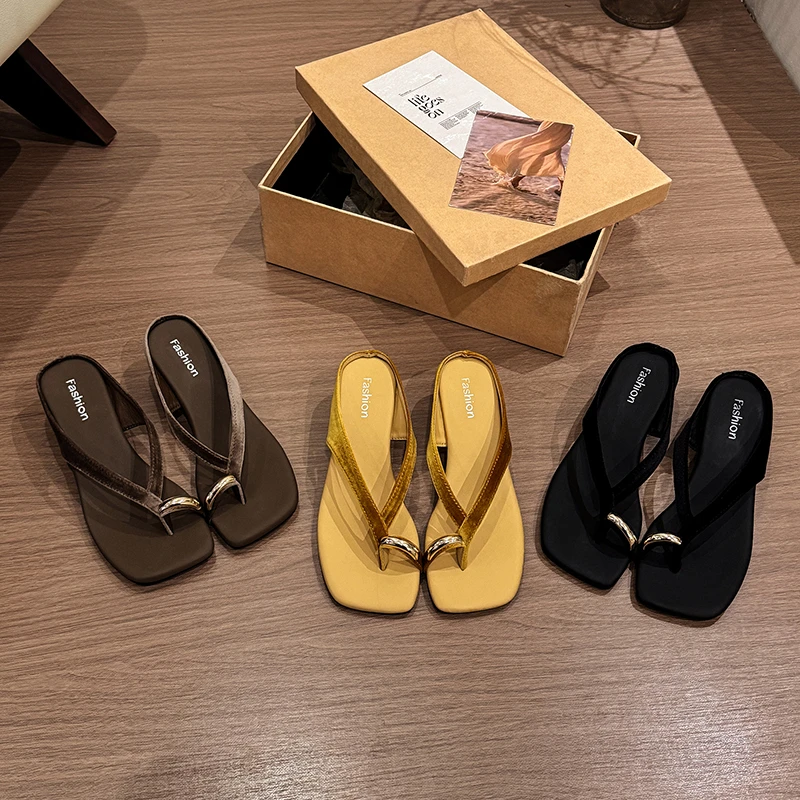 French Wedge Toe Flip Flops Women's Summer Wear 2026 New Platform Sandals Sandals and Slippers
French Wedge Toe Flip Flops Women's Summer Wear 2026 New Platform Sandals Sandals and Slippers