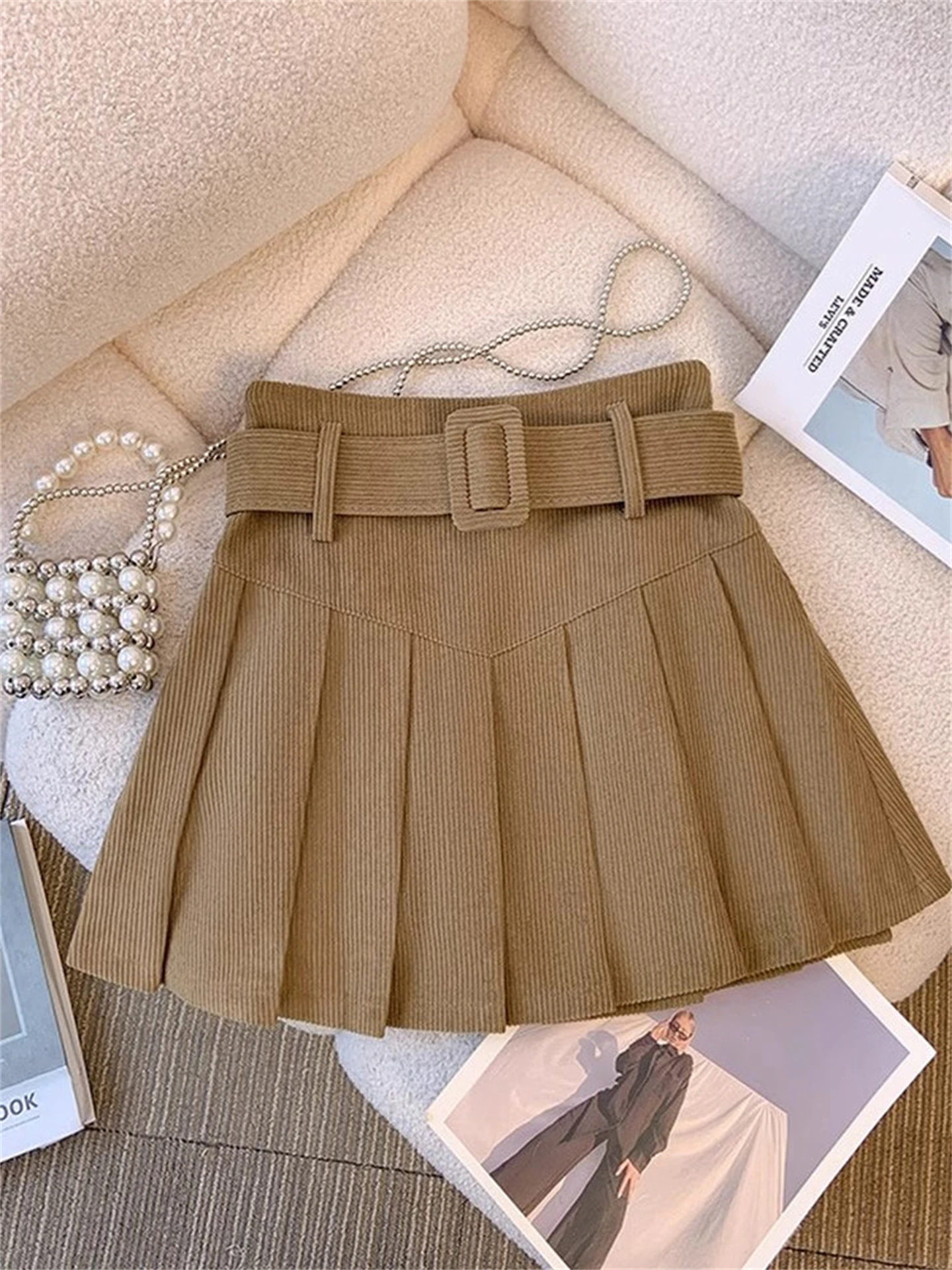 Khaki Corduroy Pleated High Waist plus Size Women's Skirt Spring New Style Versatile Slimming Short Skirt Casual Pure Color
Khaki Corduroy Pleated High Waist plus Size Women's Skirt Spring New Style Versatile Slimming Short Skirt Casual Pure Color