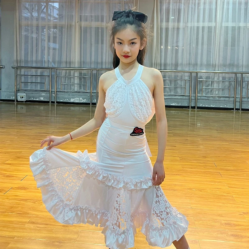 2024 Kids Girls Latin Dance Dress Ballroom Dance Performance Clothes White Lace Bow Stage Costume Waltz Dance Clothing BL12317
2024 Kids Girls Latin Dance Dress Ballroom Dance Performance Clothes White Lace Bow Stage Costume Waltz Dance Clothing BL12317