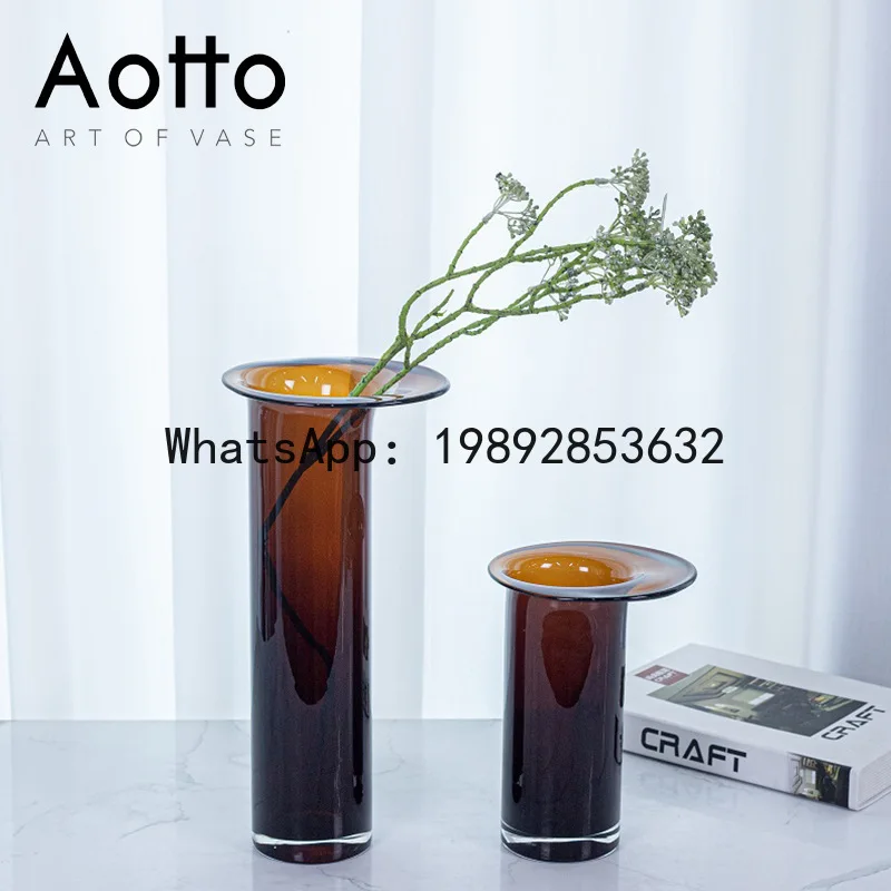 Light luxury modern simple amber flower arrangement glass vase ornament restaurant soft decoration model room decorative vase
Light luxury modern simple amber flower arrangement glass vase ornament restaurant soft decoration model room decorative vase